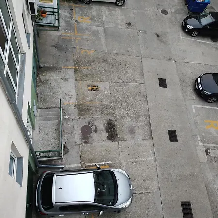 Apartman Twowheels - With Bicycles *